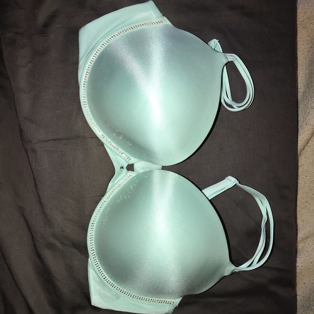 Victoria Secrets bra